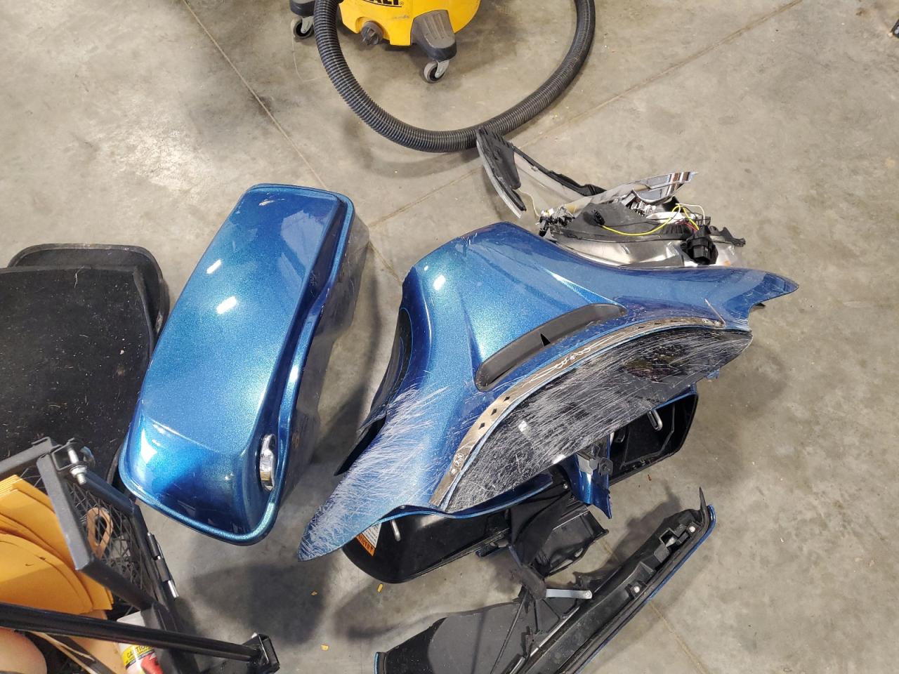 2014 Harley-Davidson Flhx Street Glide VIN: 1HD1KBM1XEB634164 Lot: 60909545
