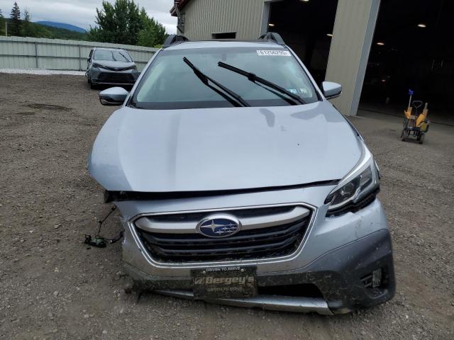  SUBARU OUTBACK 2020 Srebrny