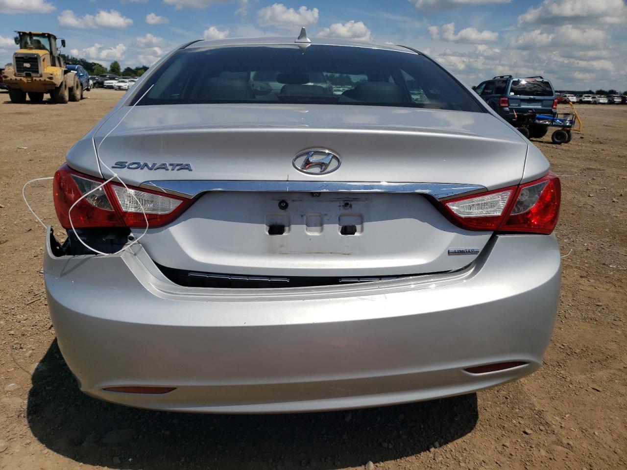 2011 Hyundai Sonata Se VIN: 5NPEC4AC6BH031143 Lot: 63083545