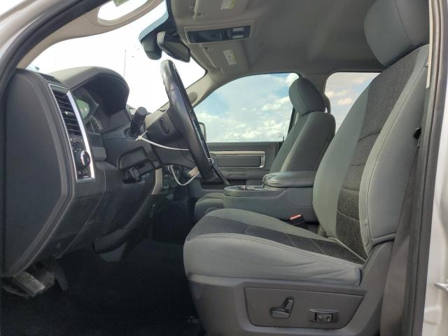  RAM 1500 2019 Srebrny