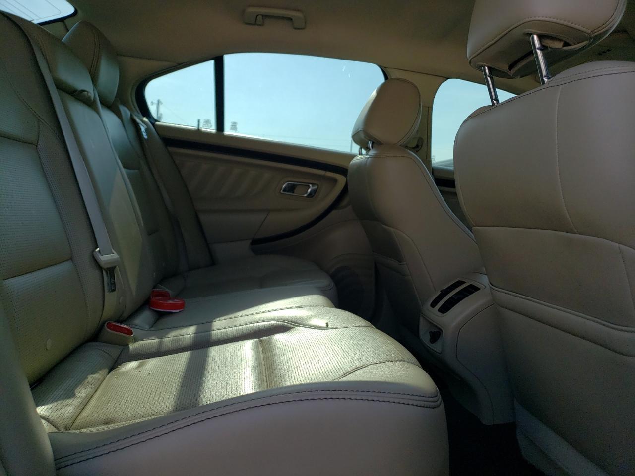 2013 Ford Taurus Limited VIN: 1FAHP2J85DG104808 Lot: 62137945