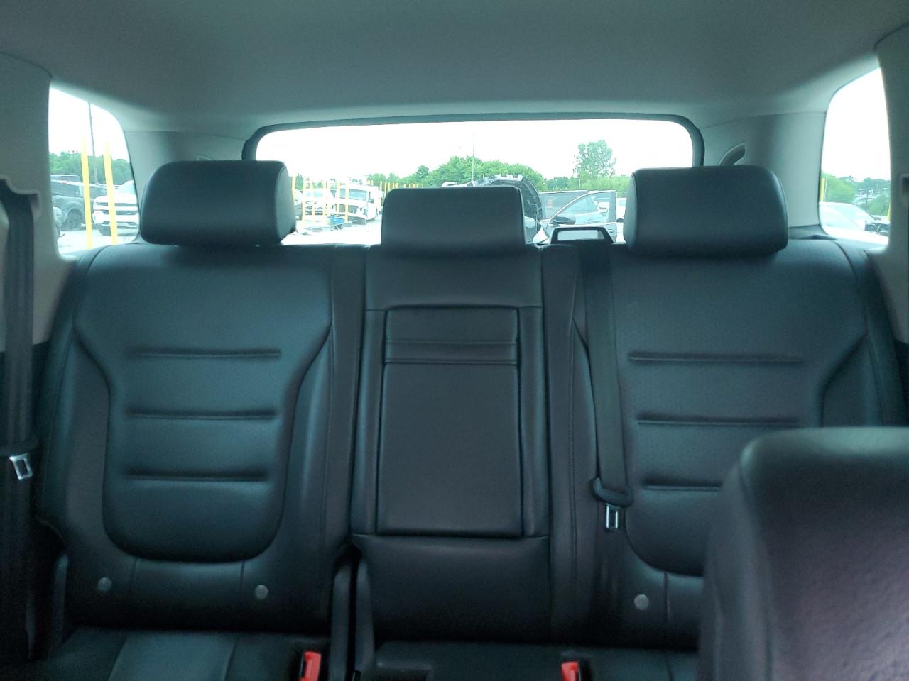 2013 Volkswagen Touareg V6 VIN: WVGEF9BP2DD013569 Lot: 62739725