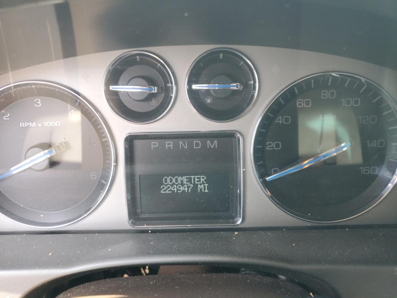 2008 Cadillac Escalade Luxury VIN: 1GYFK63878R245792 Lot: 59189495