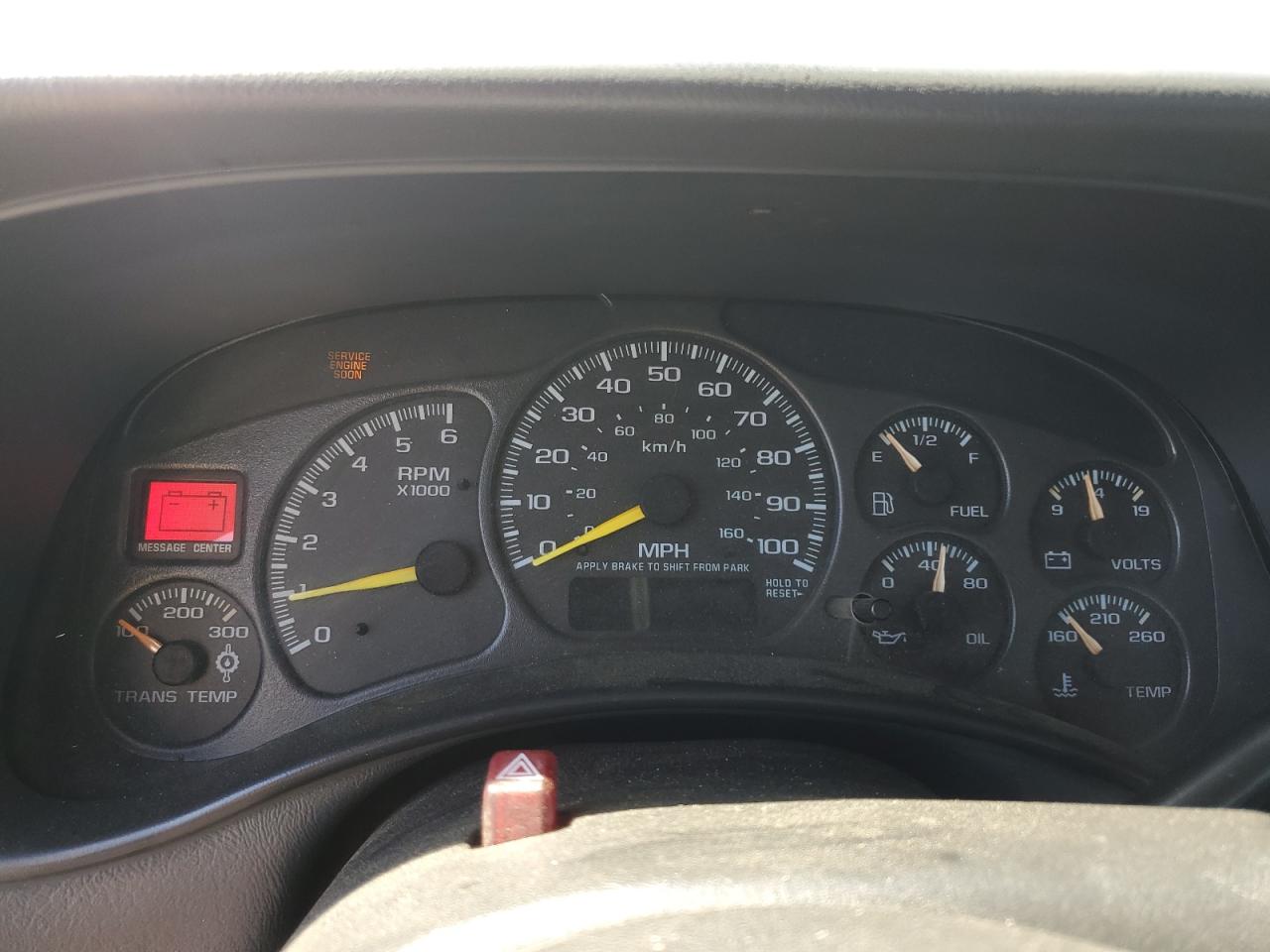2001 Chevrolet Silverado K2500 Heavy Duty VIN: 1GCHK23U71F136048 Lot: 62821855