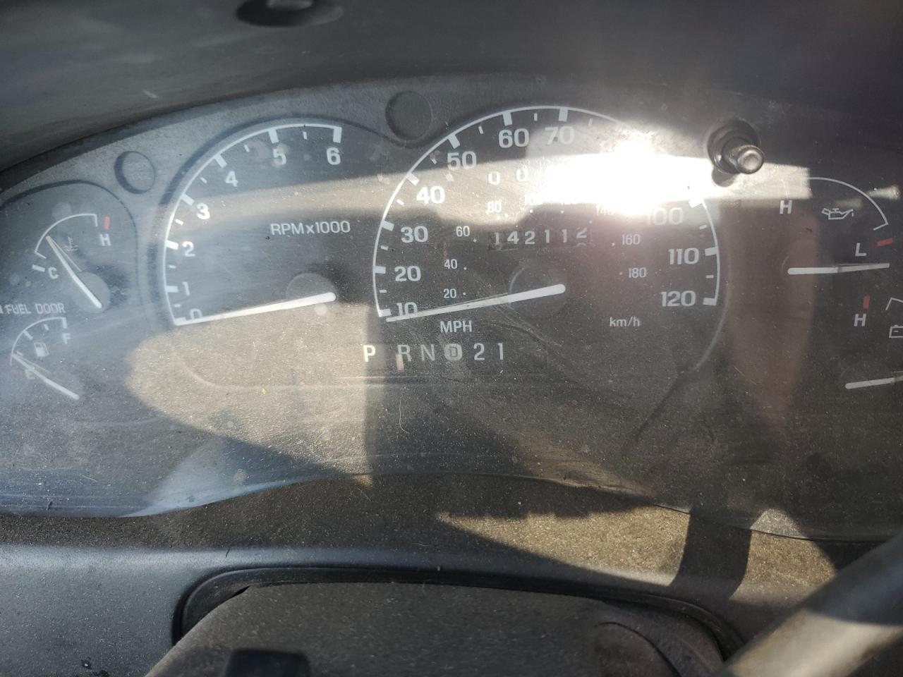 2000 Mercury Mountaineer VIN: 4M2ZU86P1YUJ22489 Lot: 61437035
