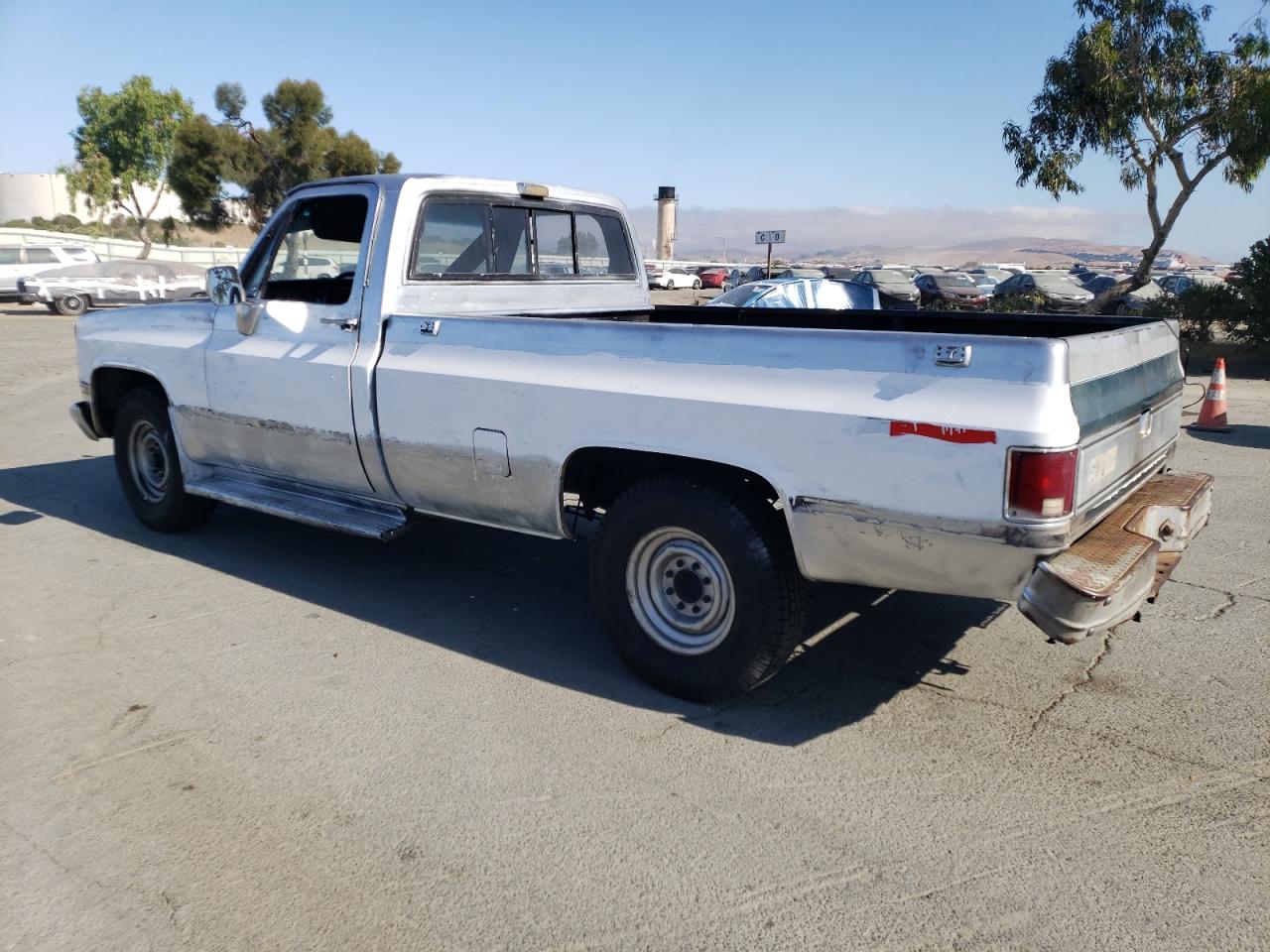 CHEVROLET All Models 1984 VIN 1GCFC24L6EJ168518 zdjęcie 2