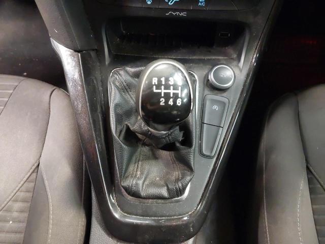 2015 FORD FOCUS TITA