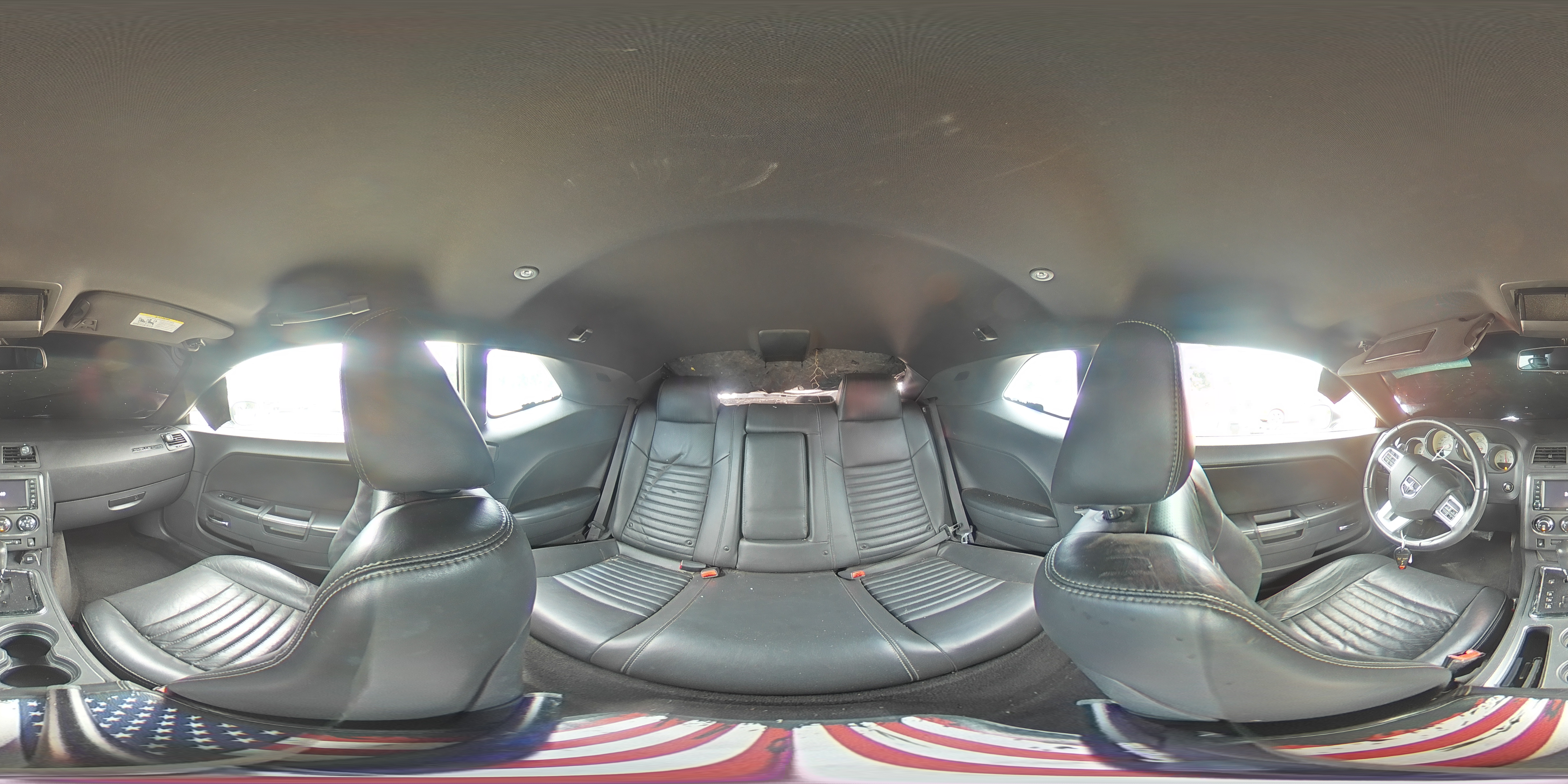 2013 Dodge Challenger R/T VIN: 2C3CDYBT9DH560242 Lot: 63037355