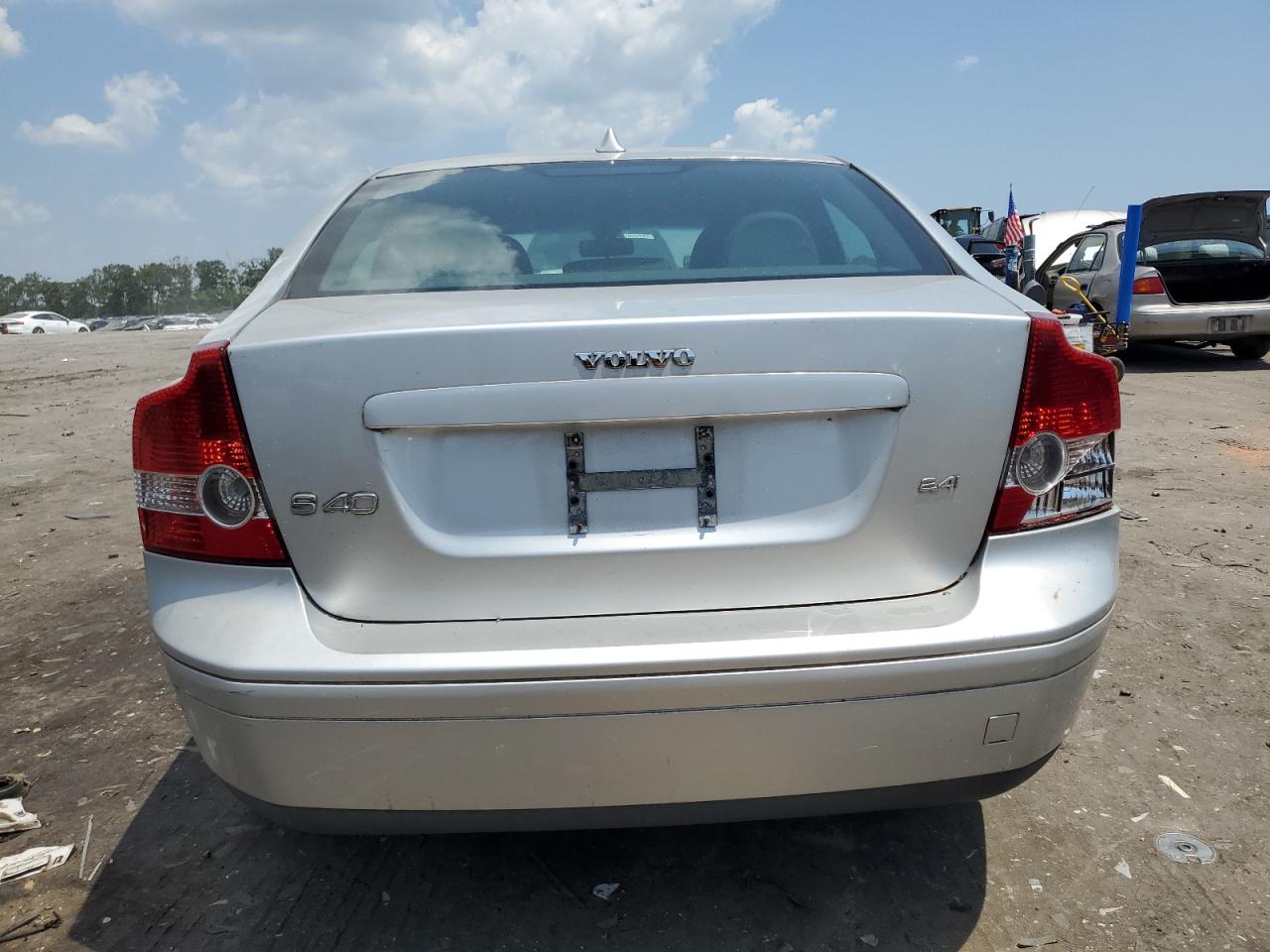 2007 Volvo S40 2.4I VIN: YV1MS382772299045 Lot: 61924825