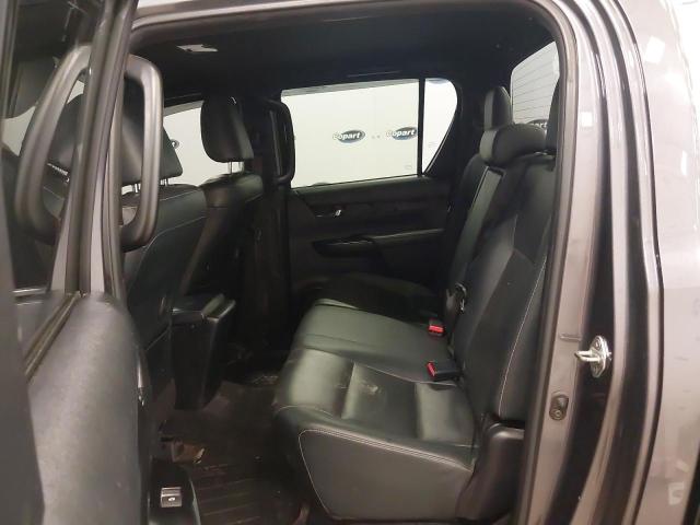 2018 TOYOTA HILUX INVI