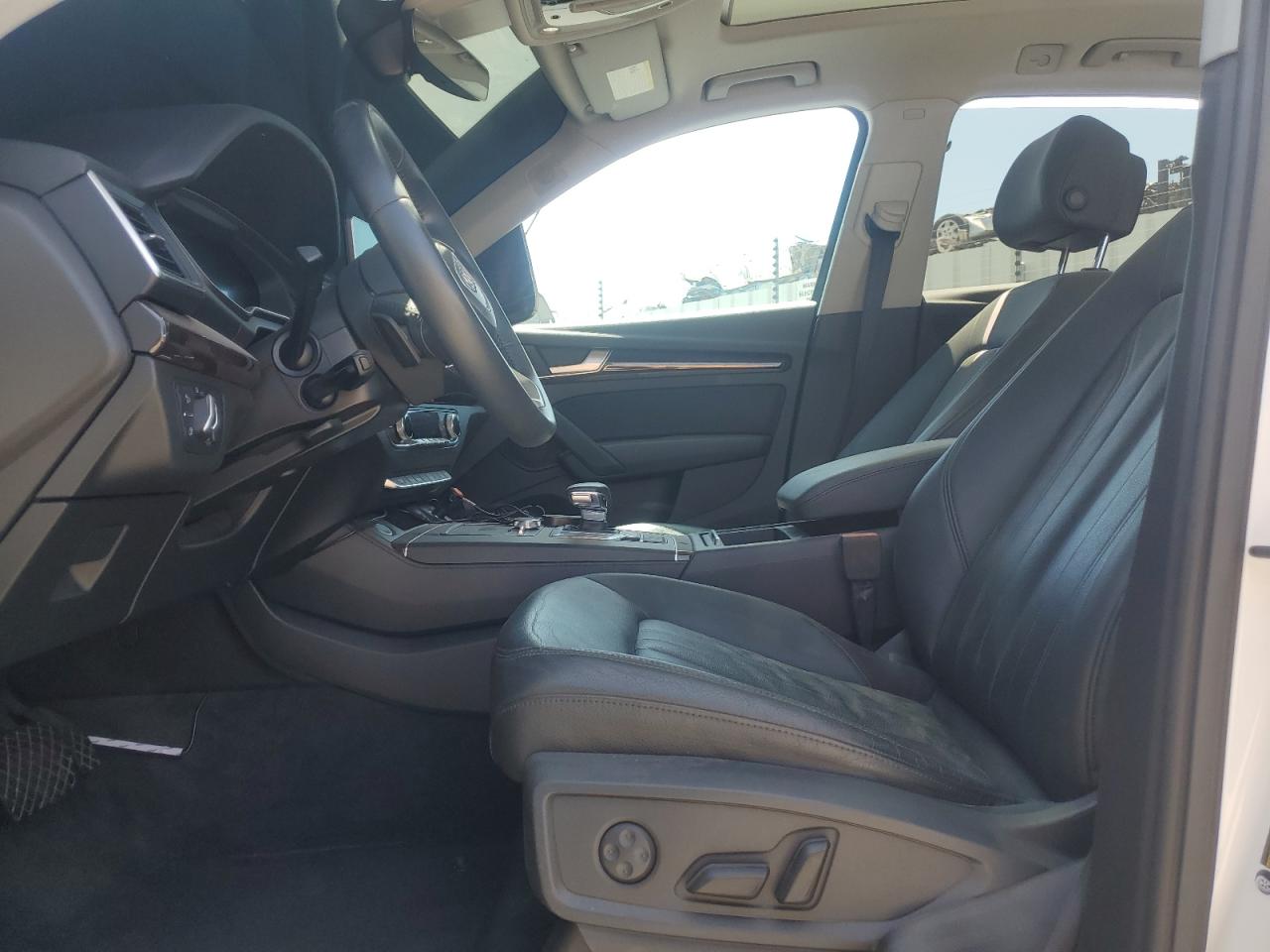 2018 Audi Q5 Premium Plus VIN: WA1BNAFY9J2242136 Lot: 62753395