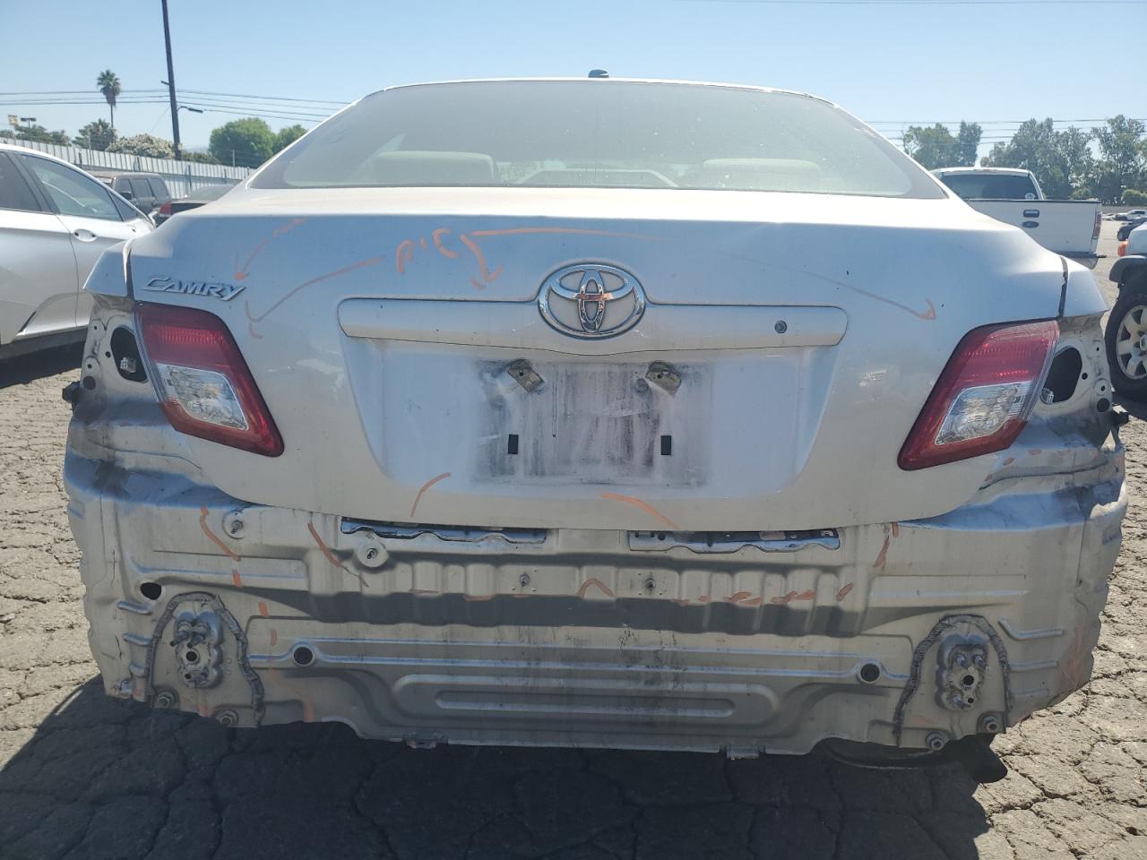 2010 Toyota Camry Base VIN: 4T1BF3EK1AU018788 Lot: 62746715