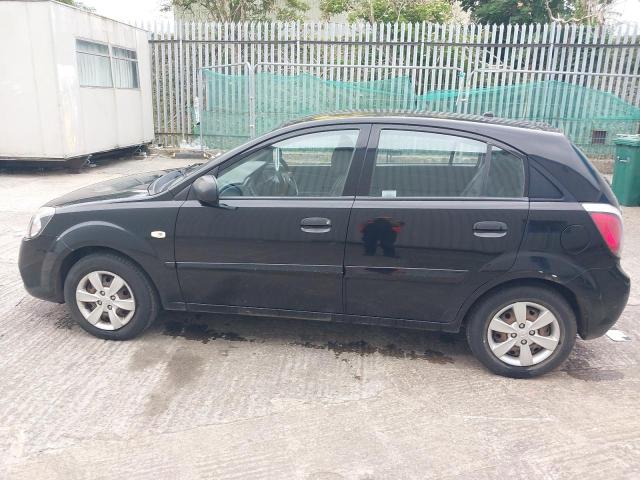 2010 KIA RIO 1