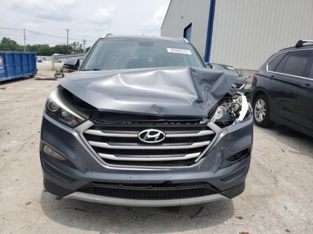  HYUNDAI TUCSON 2017 Серый