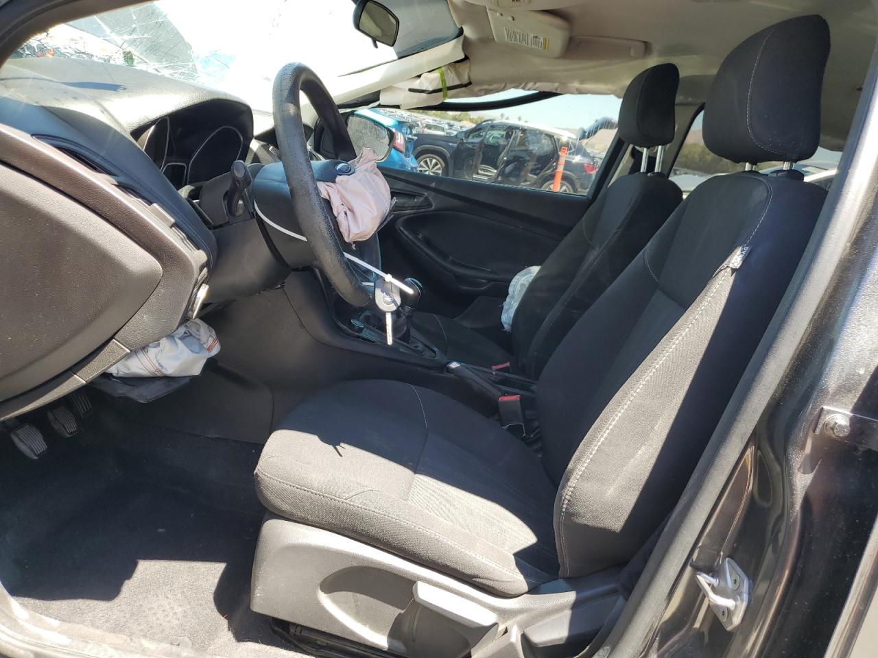 2016 Ford Focus S VIN: 1FADP3E22GL395757 Lot: 61167905