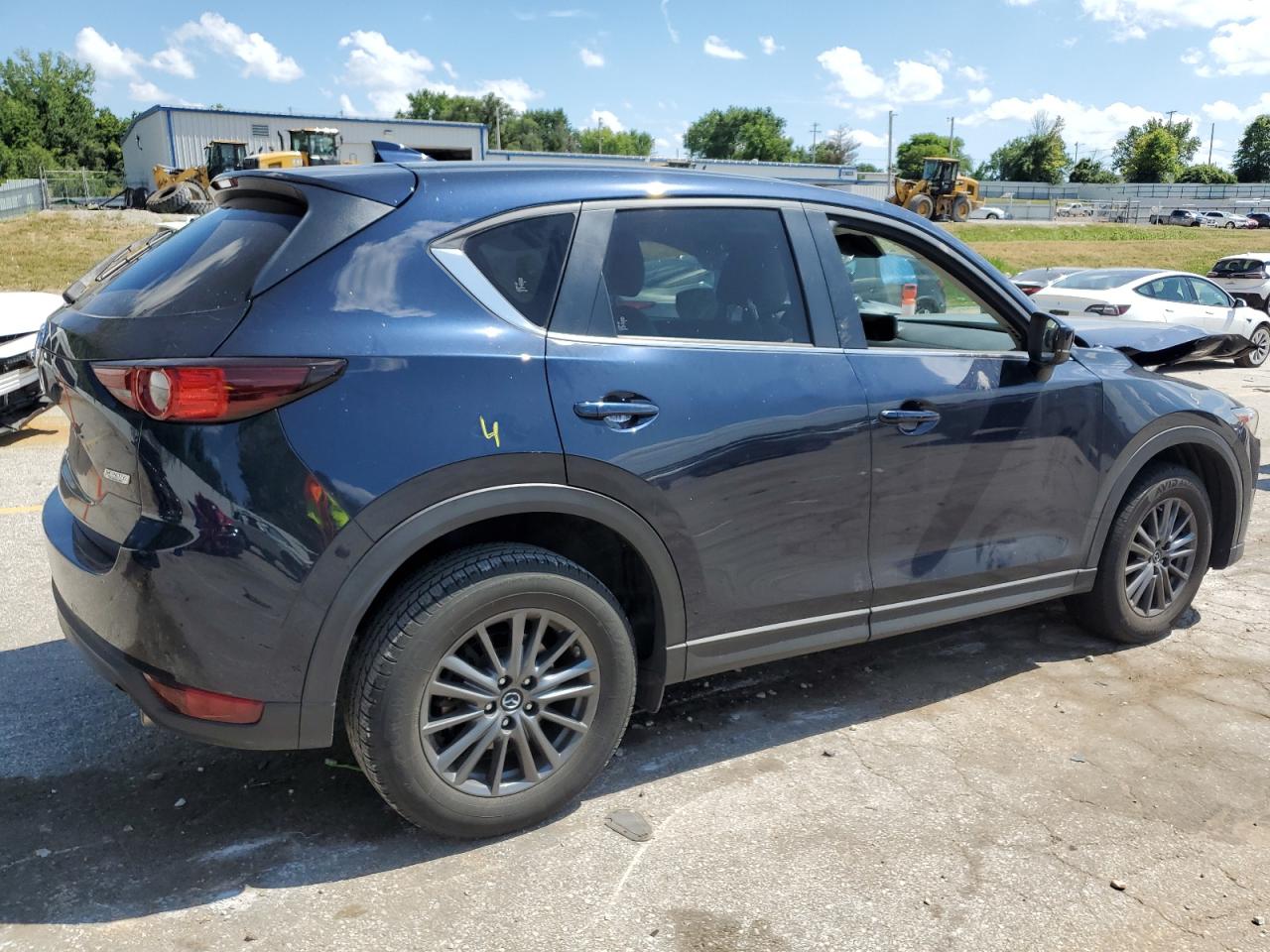 MAZDA CX-5 2019 VIN JM3KFACM5K1570060 photo 3