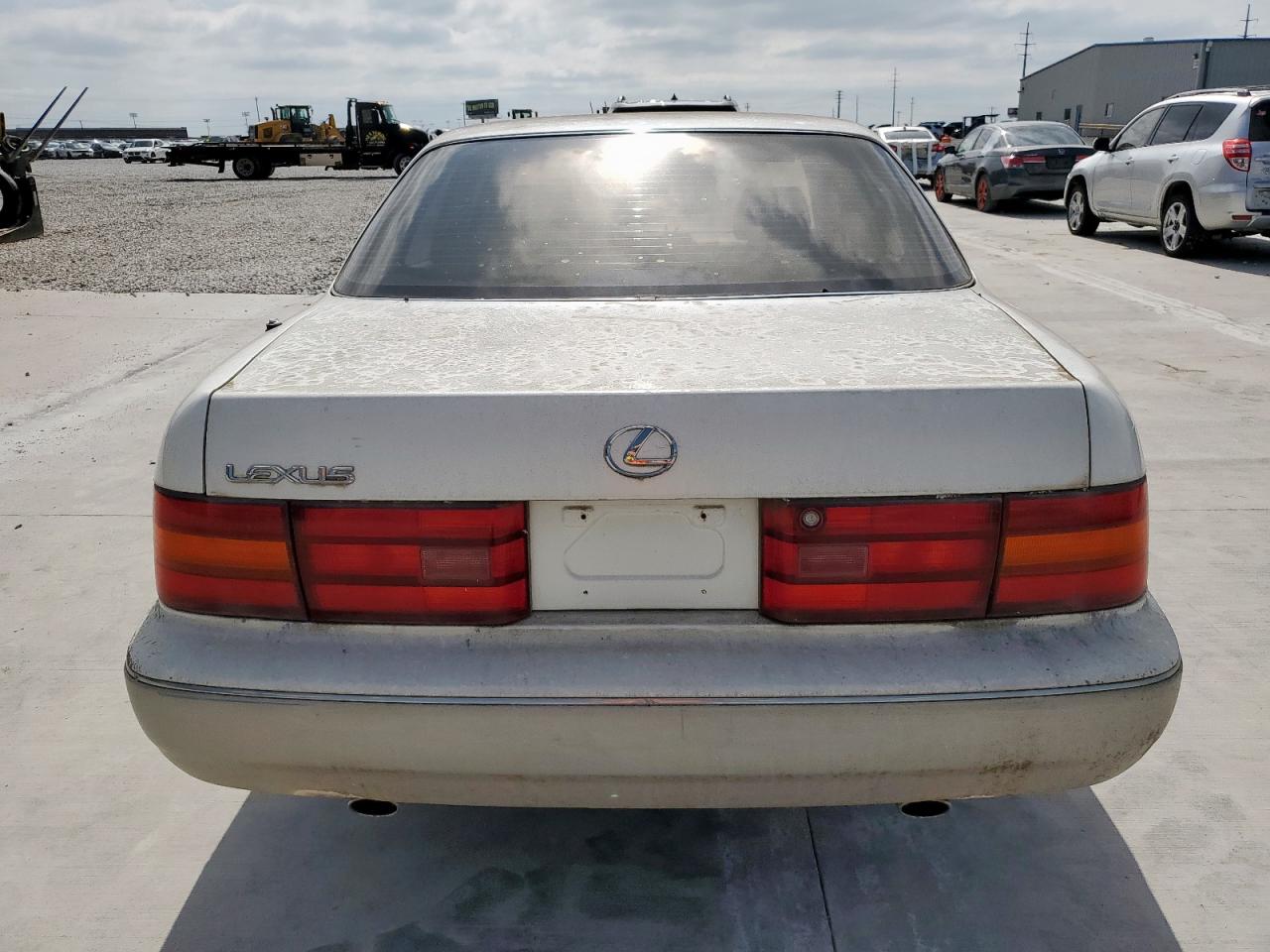 1990 Lexus Ls 400 VIN: JT8UF11E5L0018612 Lot: 59721125