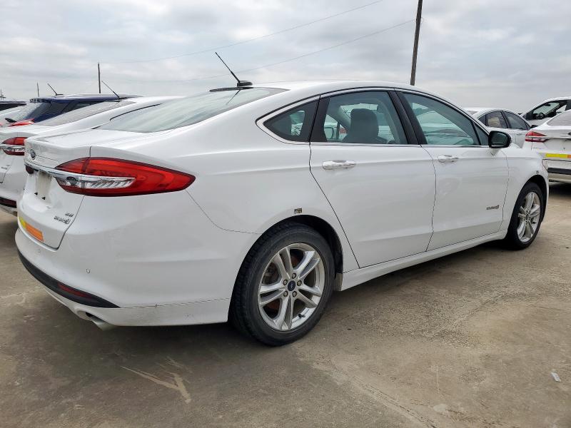  FORD FUSION 2018 Білий