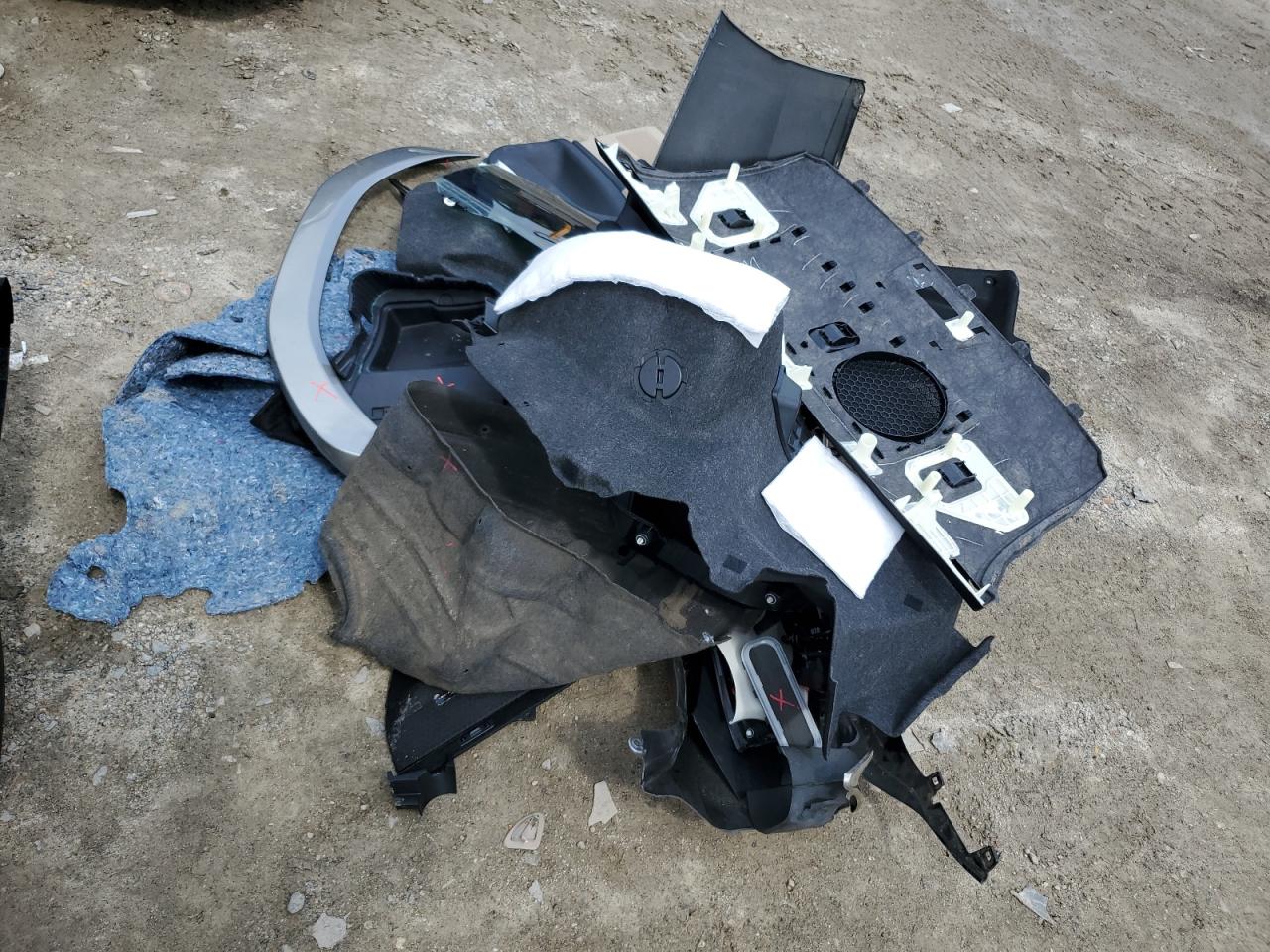 2021 Lexus Es 350 Base VIN: 58ADZ1B18MU104015 Lot: 60987475