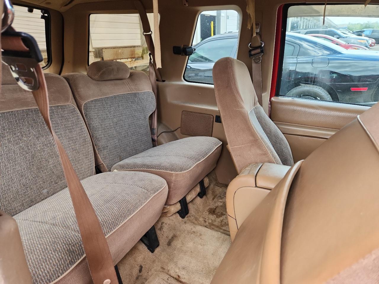 1996 Ford Explorer VIN: 1FMCU24X2TUB74195 Lot: 57883935