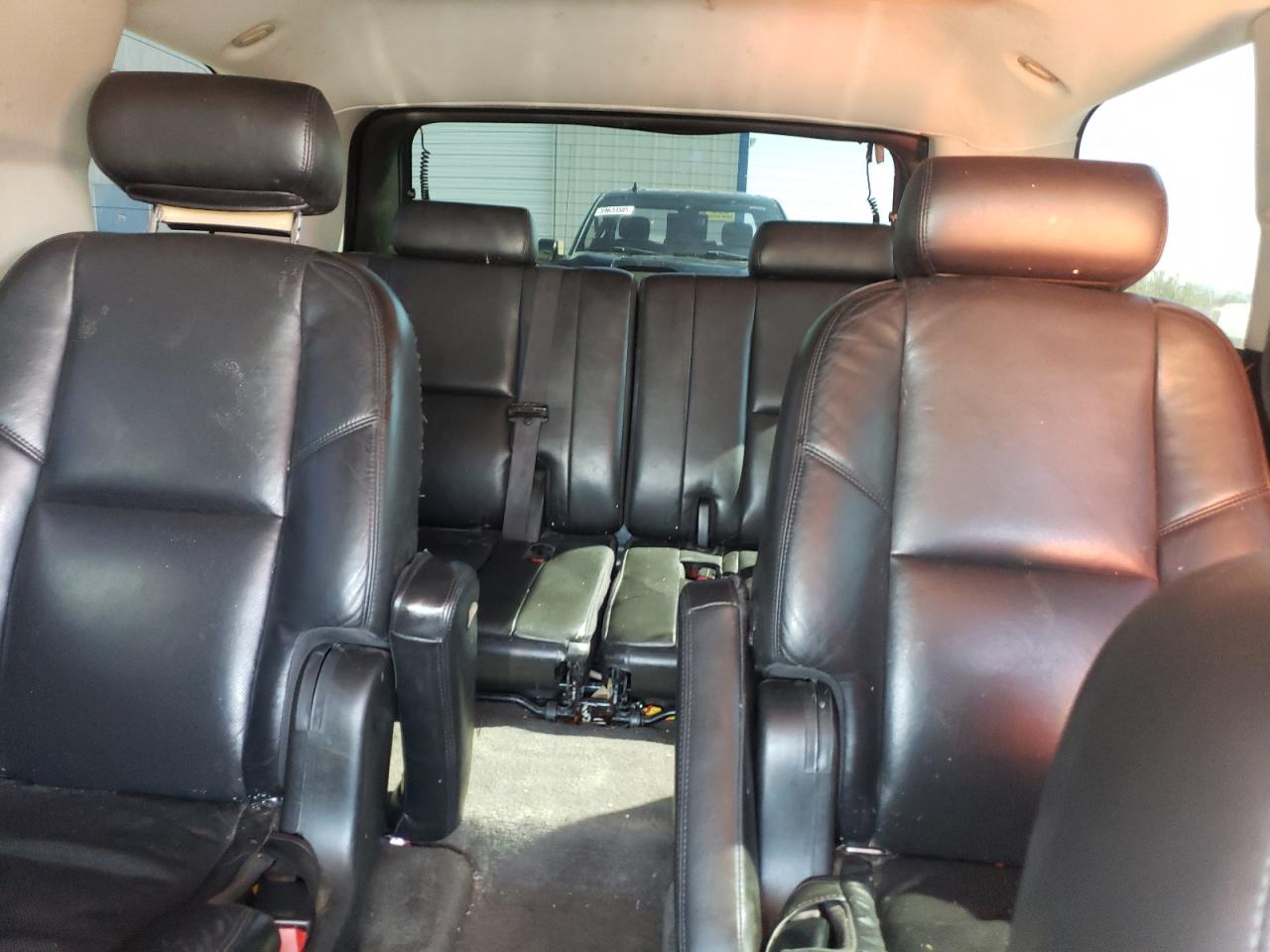 2010 Cadillac Escalade Luxury VIN: 1GYUKBEF8AR161918 Lot: 59783345