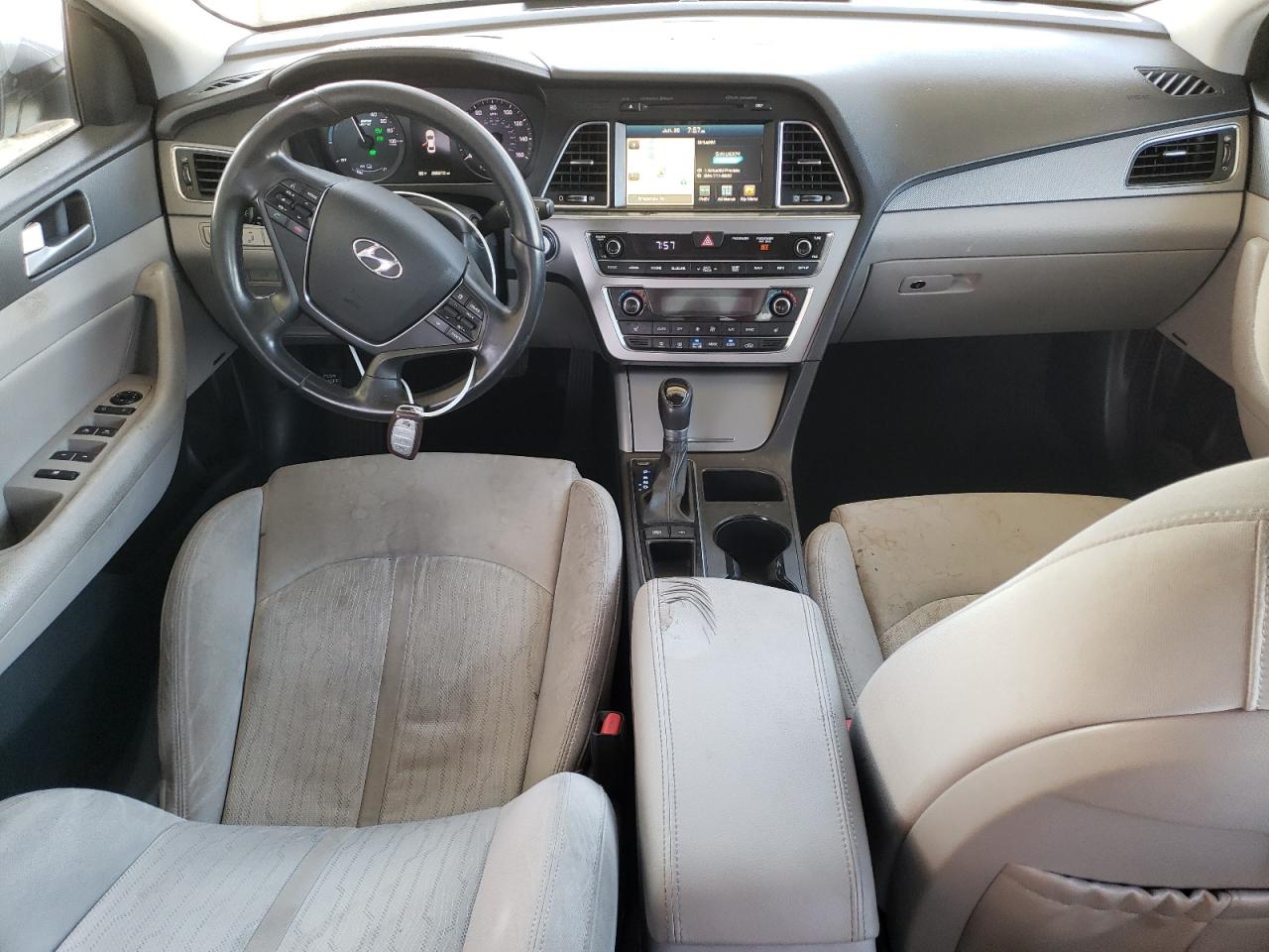 HYUNDAI SONATA 2016 VIN KMHE14L2XGA031036 фото 8