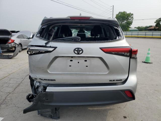  TOYOTA HIGHLANDER 2021 Srebrny