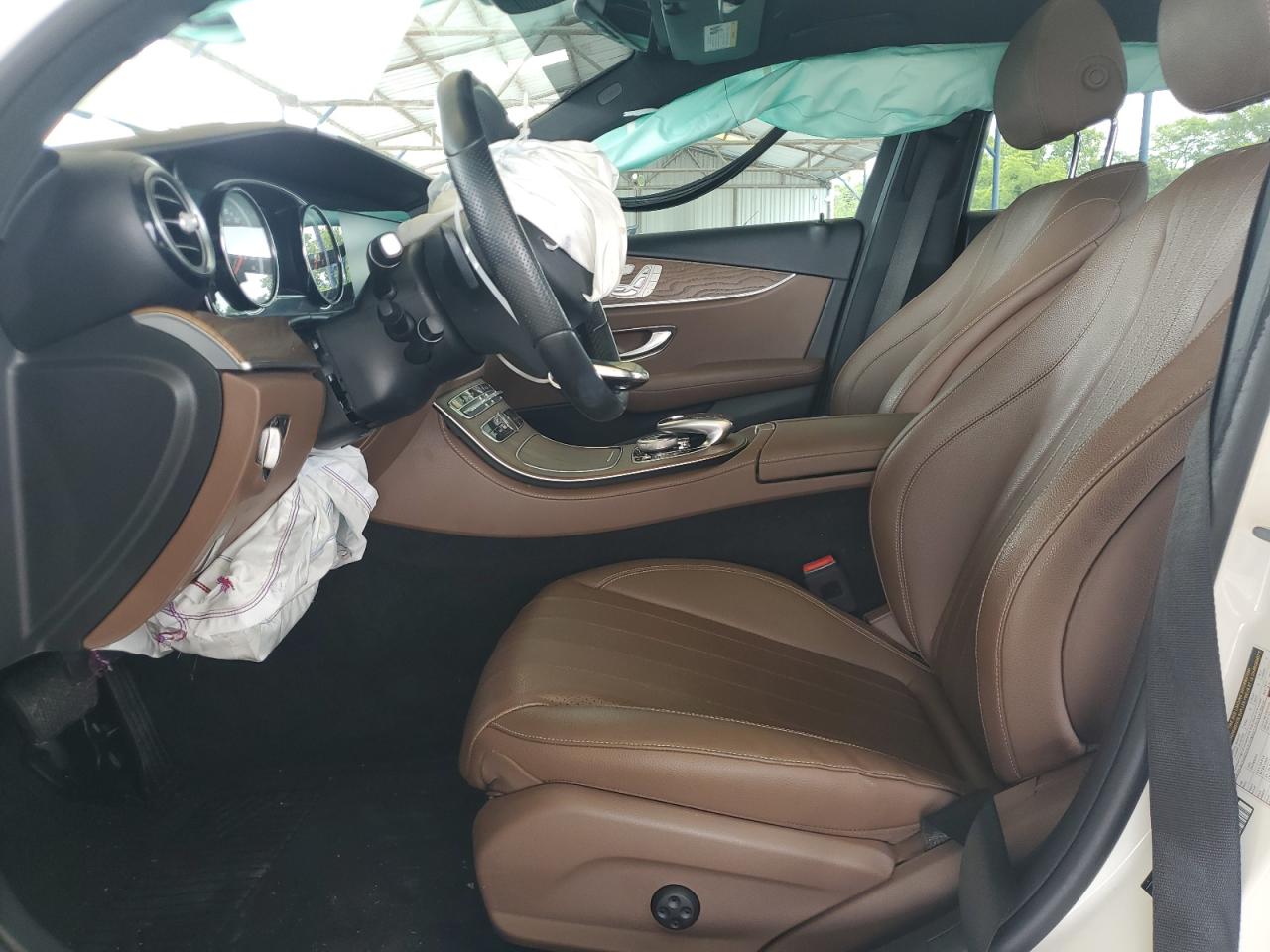2018 Mercedes-Benz E 300 VIN: WDDZF4JB3JA440115 Lot: 60864525
