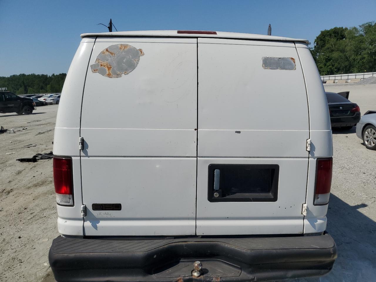 1999 Ford Econoline E150 Van VIN: 1FTRE1425XHB64172 Lot: 61572245