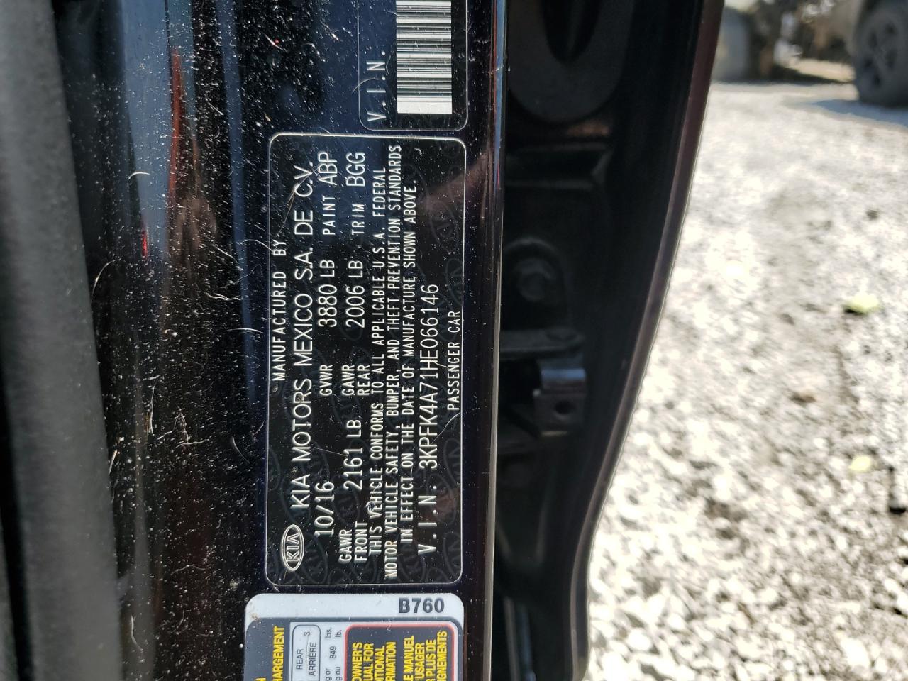 KIA FORTE 2017 VIN 3KPFK4A71HE066146 фото 12