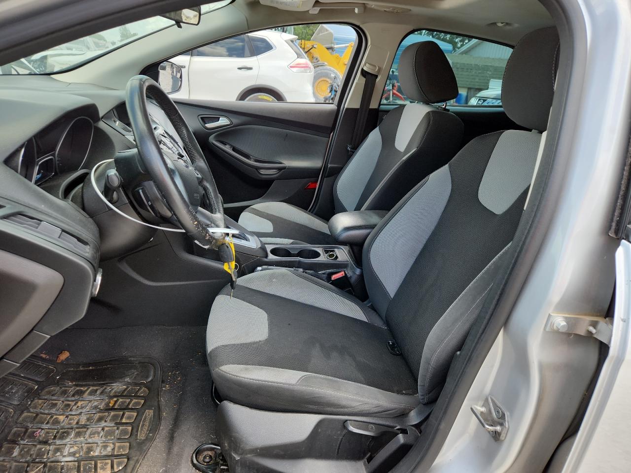 1FADP3F26EL275214 - 2014 Ford Focus - #61978135