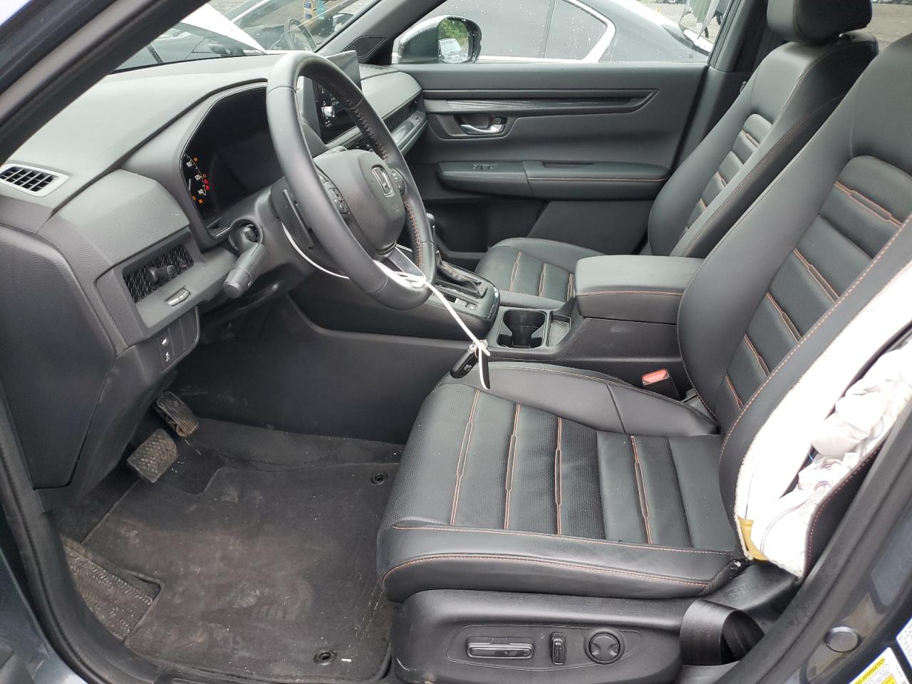 VIN: 2HKRS6H8XRH813683 2024 HONDA CRV