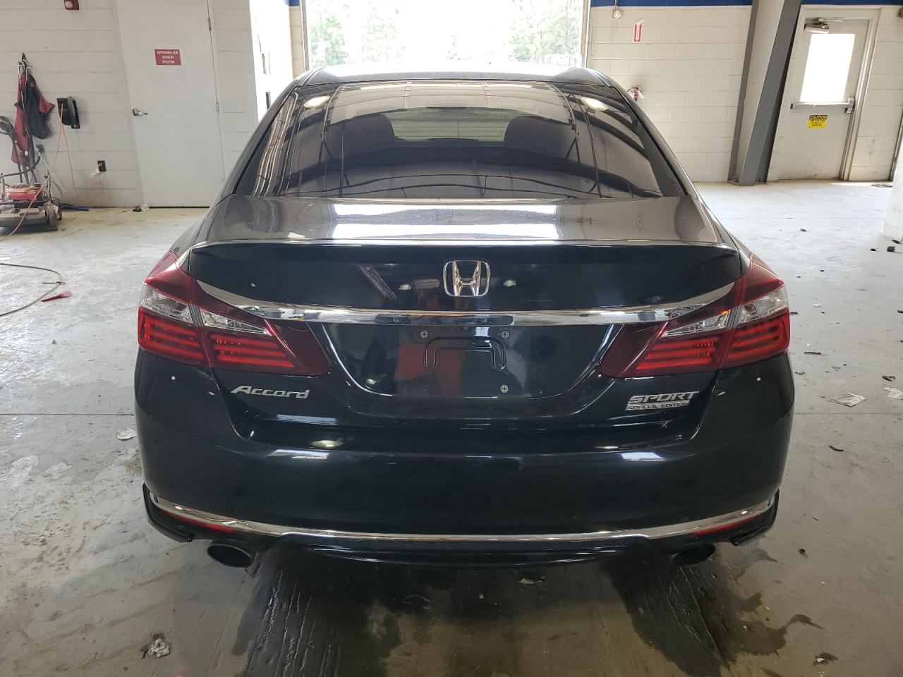 HONDA ACCORD 2017 VIN 1HGCR2F16HA048401 фото 6