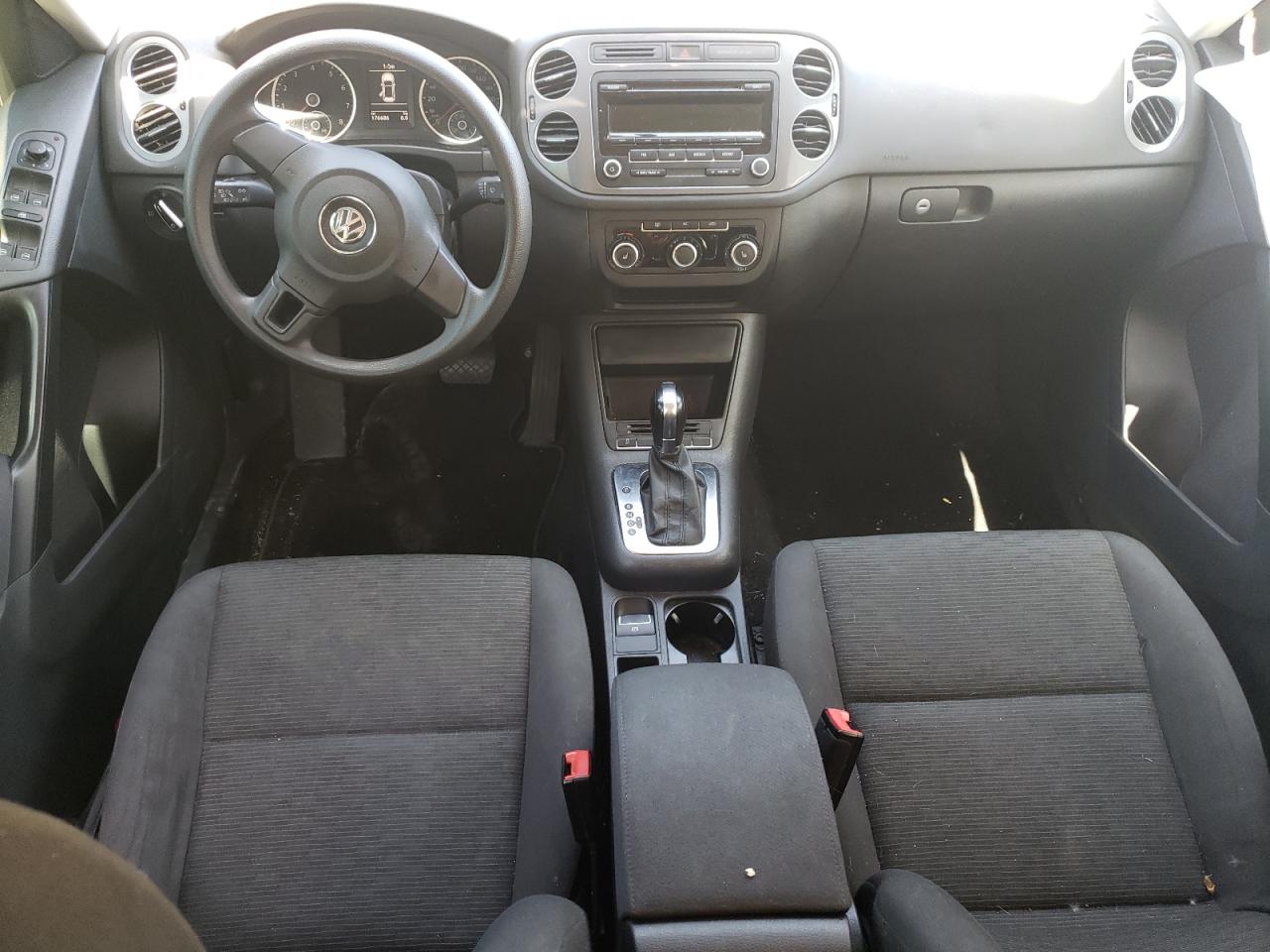 2012 Volkswagen Tiguan S VIN: WVGAV7AX4CW526025 Lot: 62213695