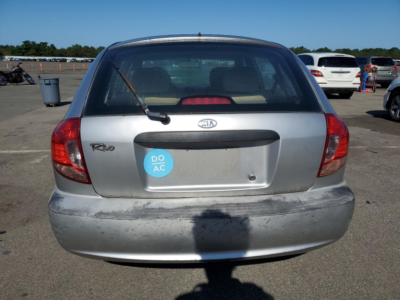 2003 Kia Rio Cinco VIN: KNADC165236149638 Lot: 61282235