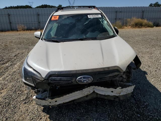  SUBARU FORESTER 2023 White
