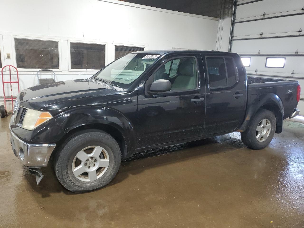 2007 Nissan Frontier Crew Cab Le იყიდება Blaine-ში, MN - Mechanical