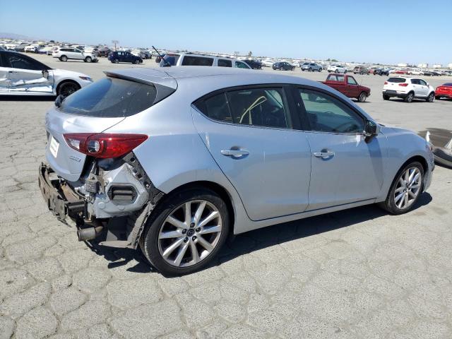  MAZDA 3 2017 Srebrny
