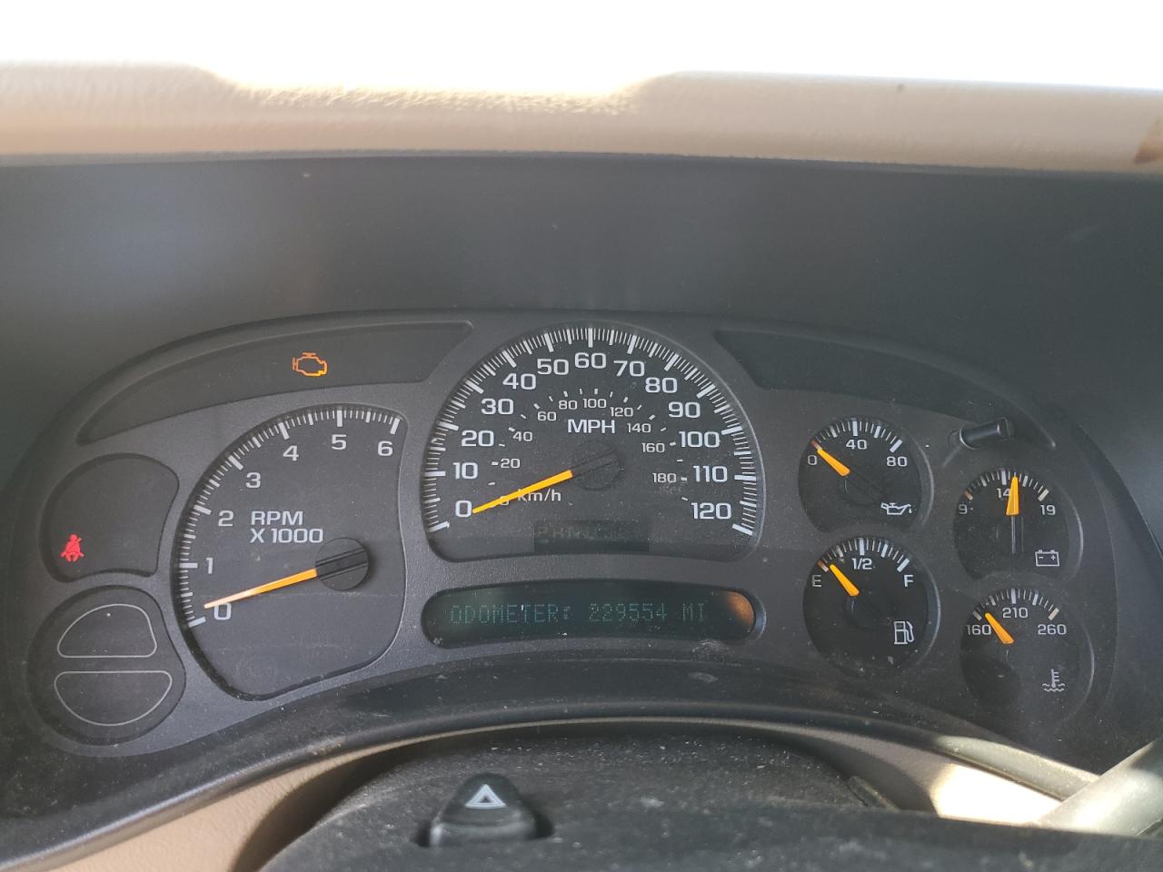 2004 Chevrolet Tahoe K1500 VIN: 1GNEK13T44R142842 Lot: 62609755