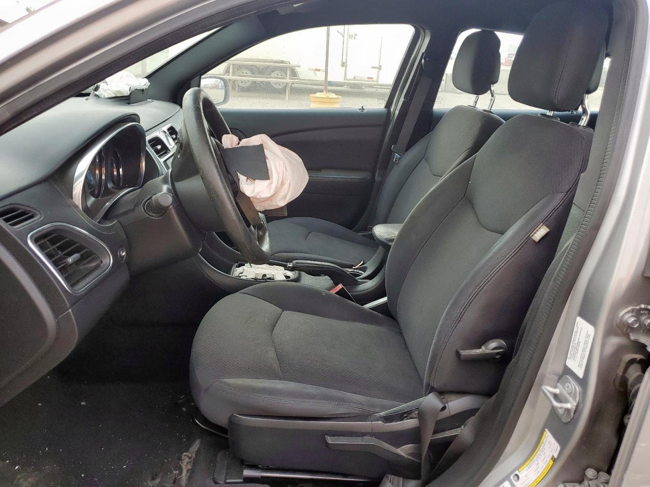 2014 Chrysler 200 Lx VIN: 1C3CCBAB7EN205555 Lot: 61434195