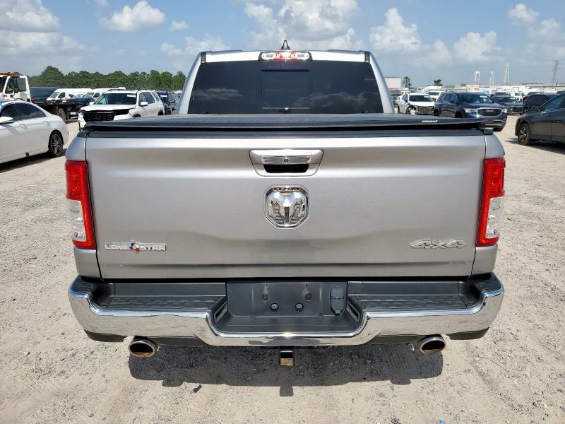  RAM 1500 2020 Srebrny