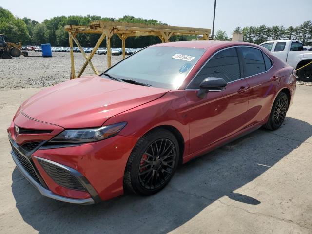  TOYOTA CAMRY 2022 Czerwony