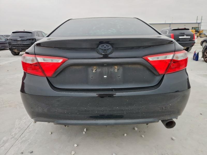  TOYOTA CAMRY 2016 Czarny