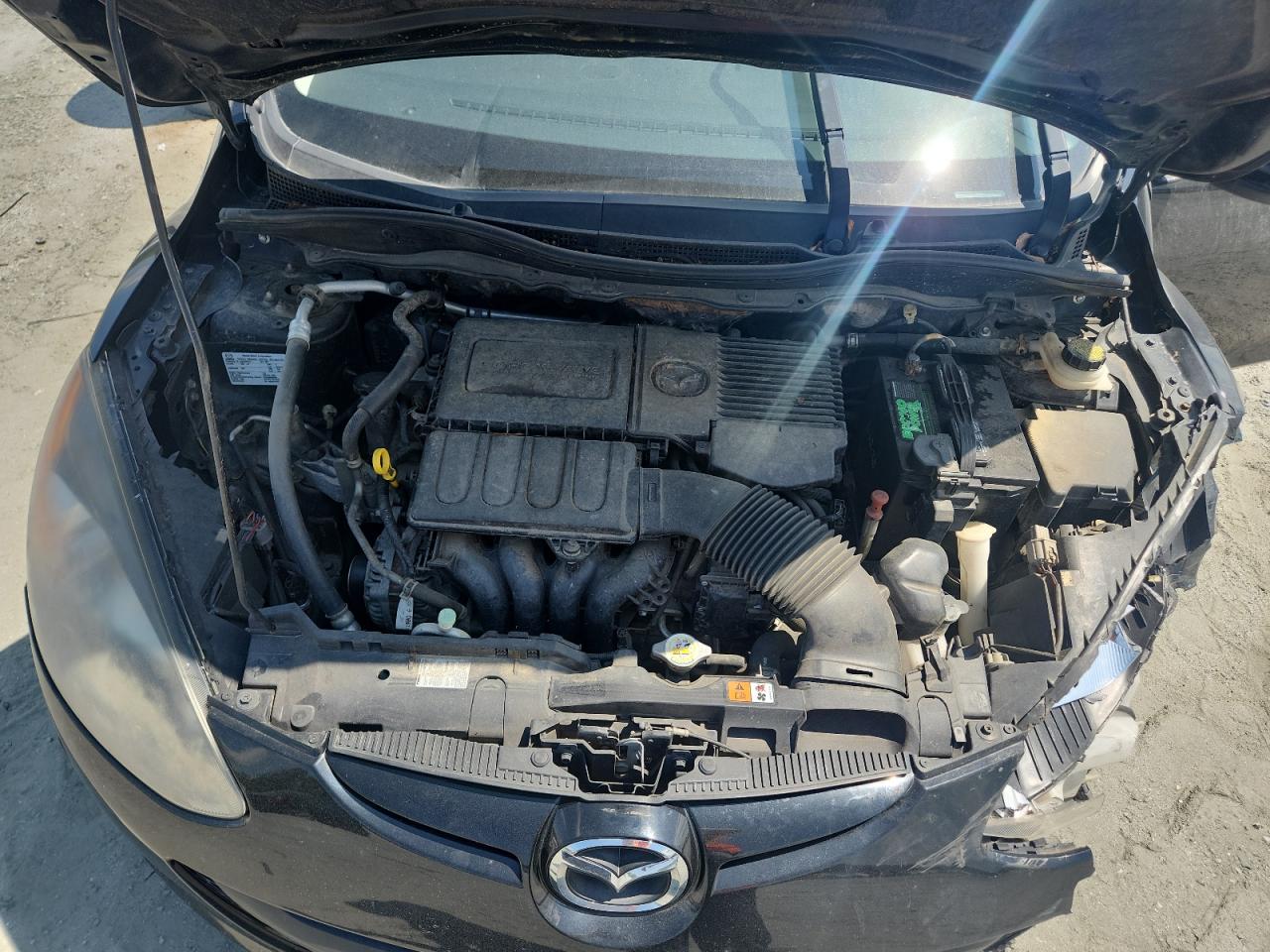 2011 Mazda Mazda2 VIN: JM1DE1HY6B0105762 Lot: 61580035