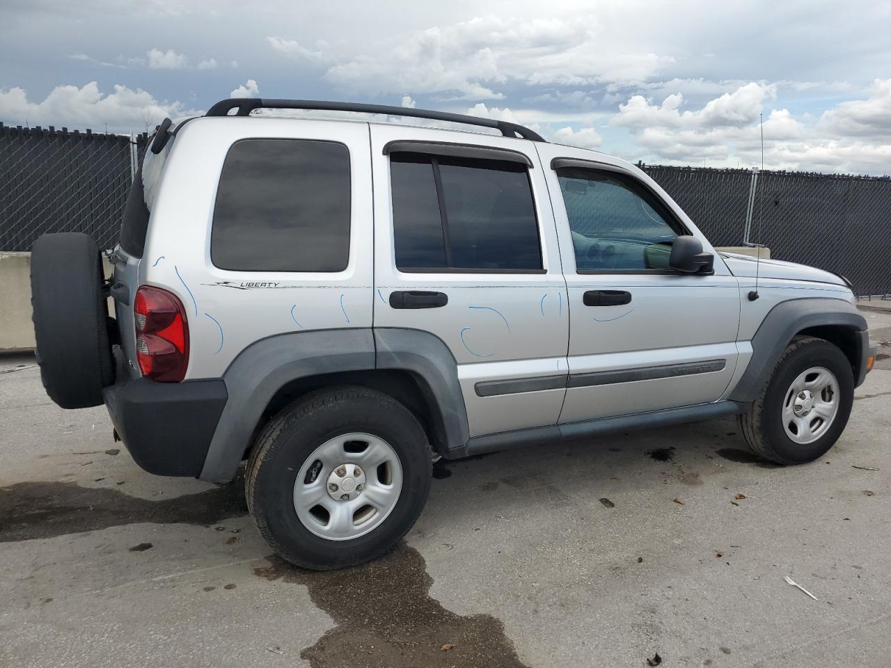 JEEP LIBERTY 2007 VIN 1J4GK48K57W605333 zdjęcie 3