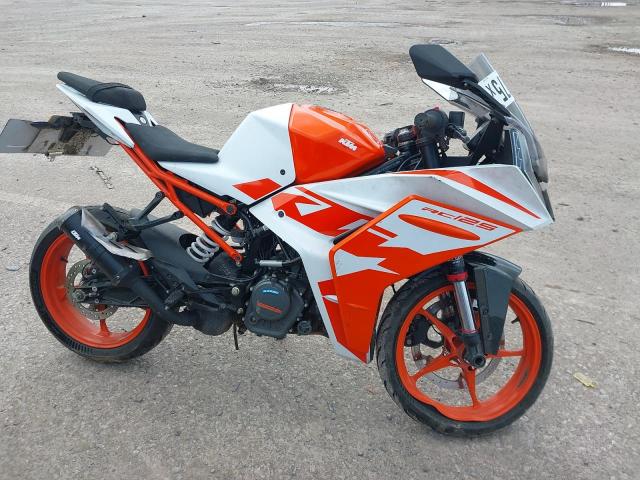 2024 KTM RC 125 22