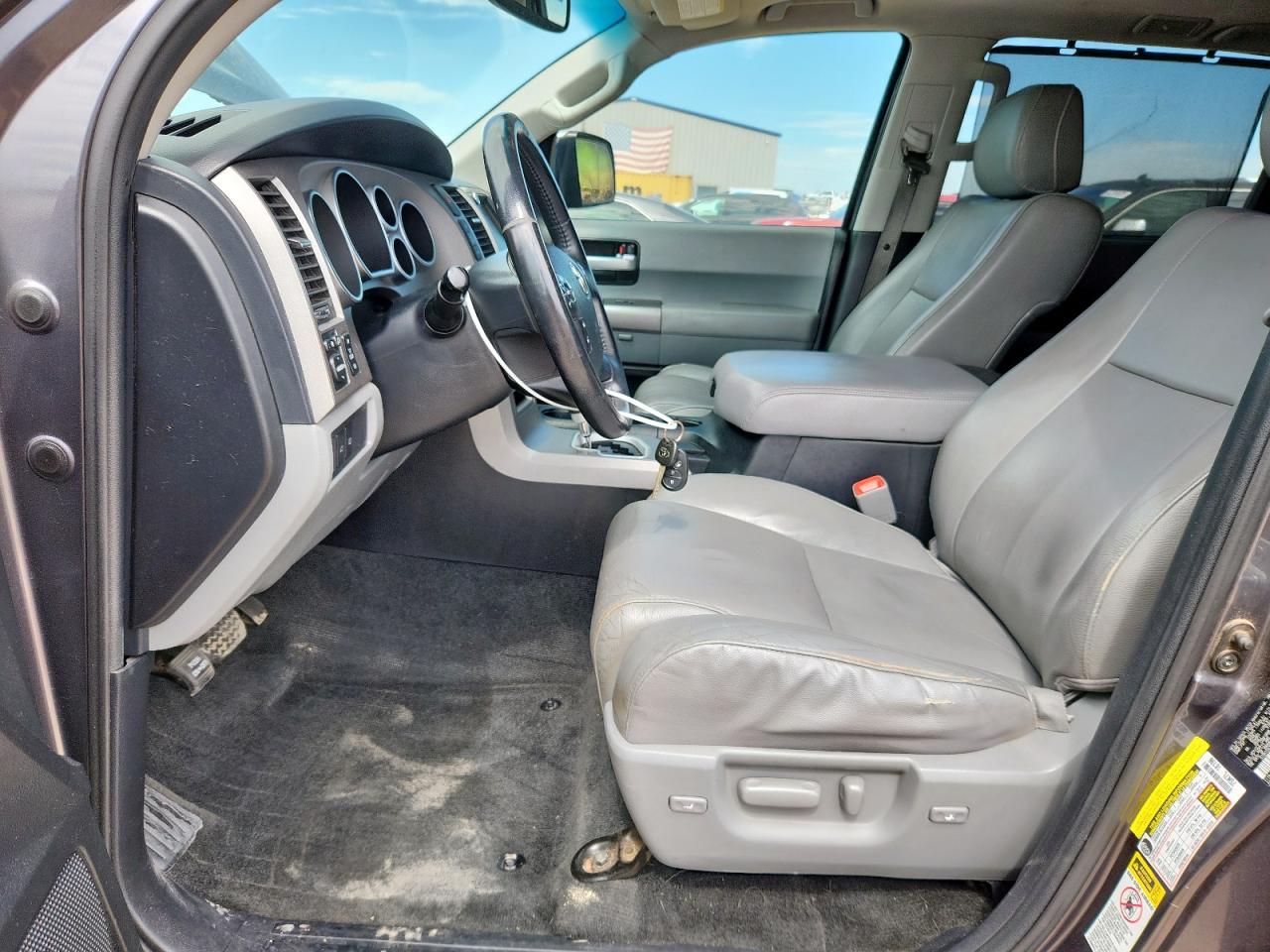2013 Toyota Sequoia Limited VIN: 5TDKY5G16DS047064 Lot: 62320055