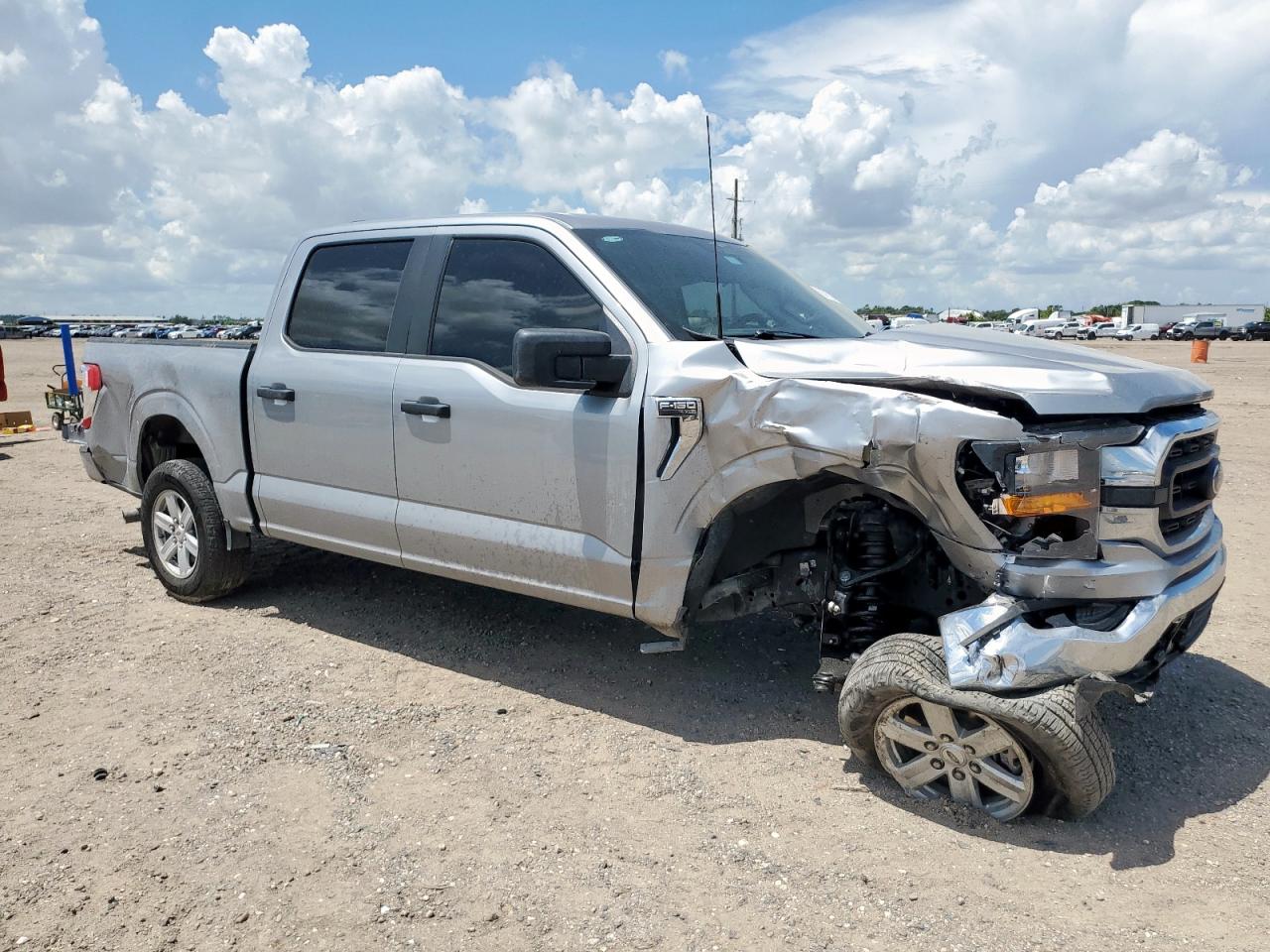 FORD F-150 2023 VIN 1FTEW1C51PKD34103 фото 4