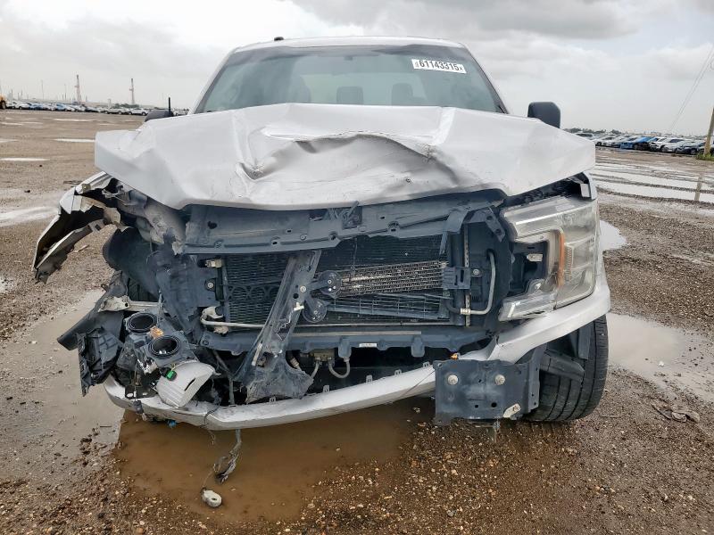  FORD F-150 2018 Srebrny