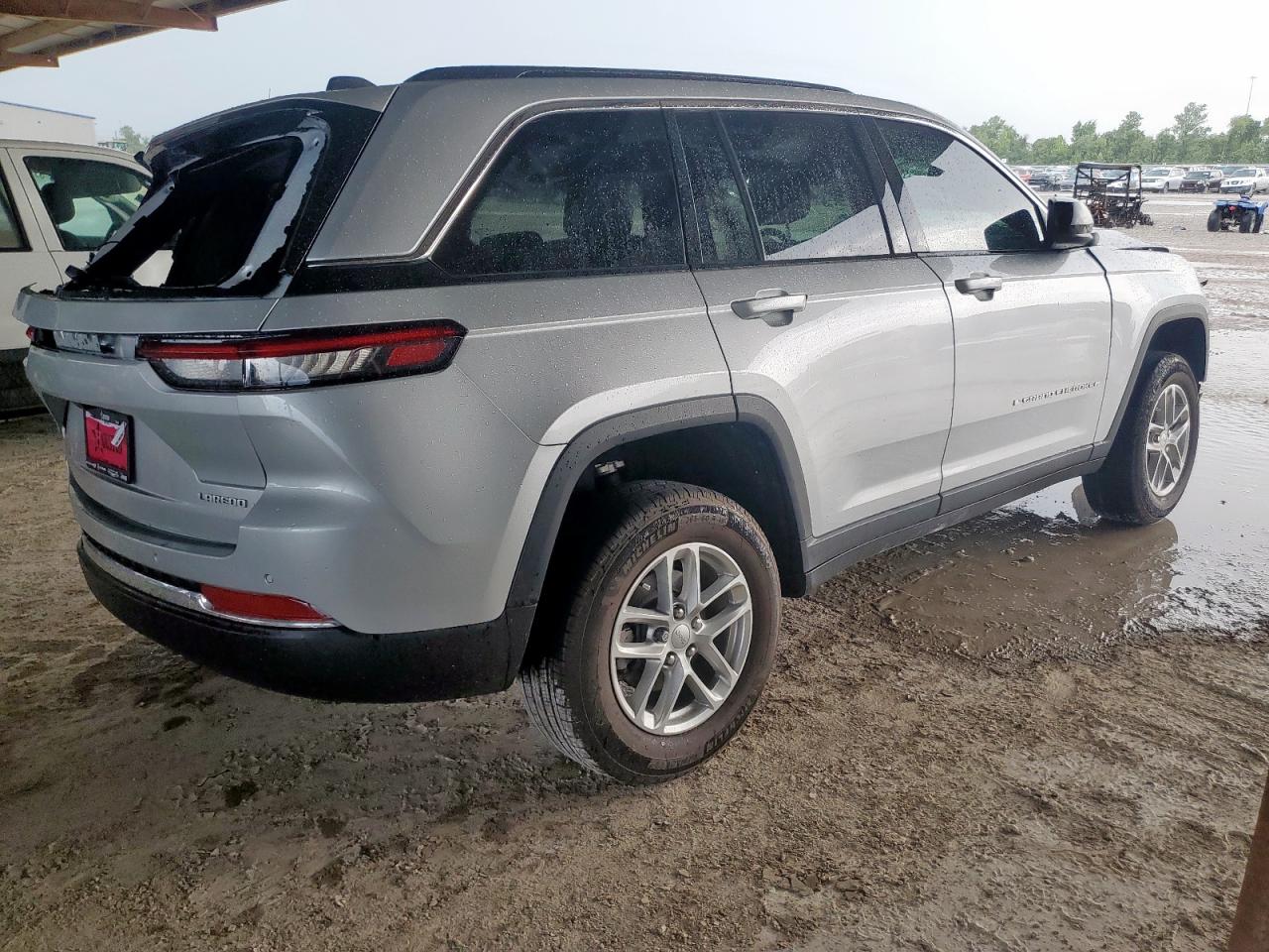 JEEP GRAND CHER 2025 VIN 1C4RJGAGXSC320016 фото 3